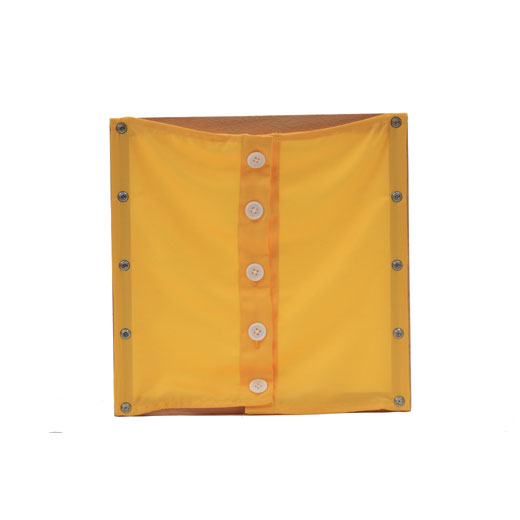 Small Buttons Dressing Frame D024